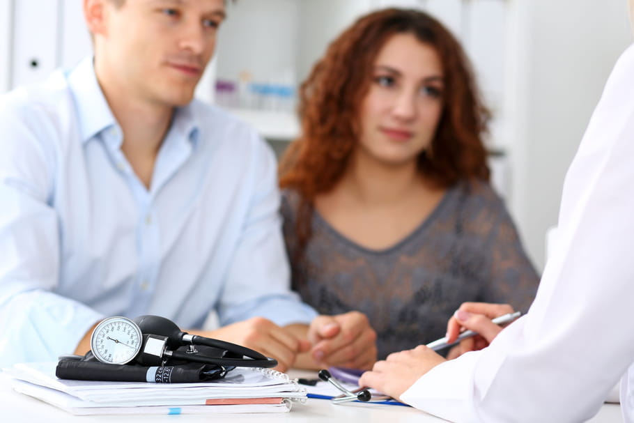 Avortement par aspiration : méthode, durée, symptômes, risques