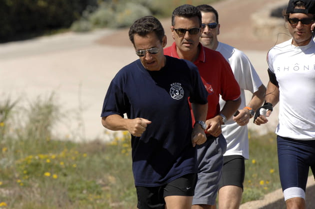 Nicolas Sarkozy fait son footing dans l'enceinte du fort de Brégançon (2007)