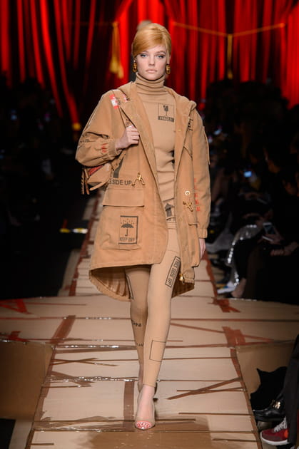 D&eacute;fil&eacute; Moschino