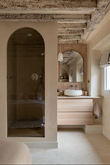 Apr&egrave;s&nbsp;: un coin toilettes dans la chambre