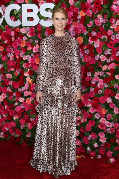 Claire Danes en robe pliss&eacute;e l&eacute;opard