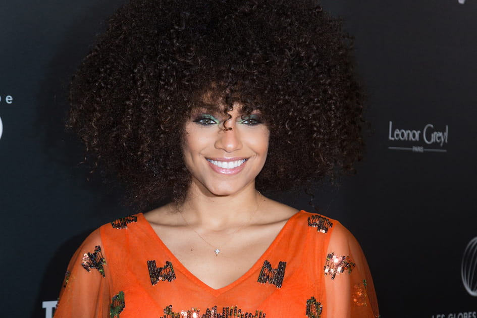 La coiffure afro d'Alicia Aylies