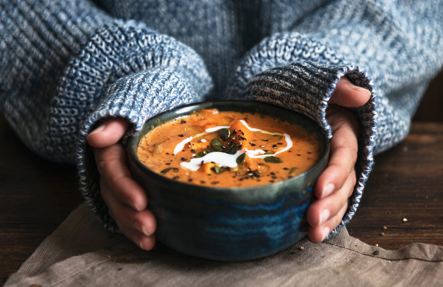 "Nos grands-mères avaient raison" : cette soupe est vraiment la meilleure pour soigner un rhume
