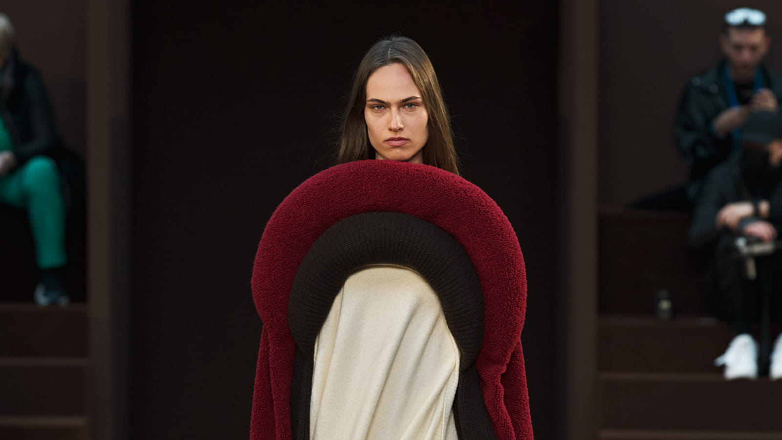 Look 49