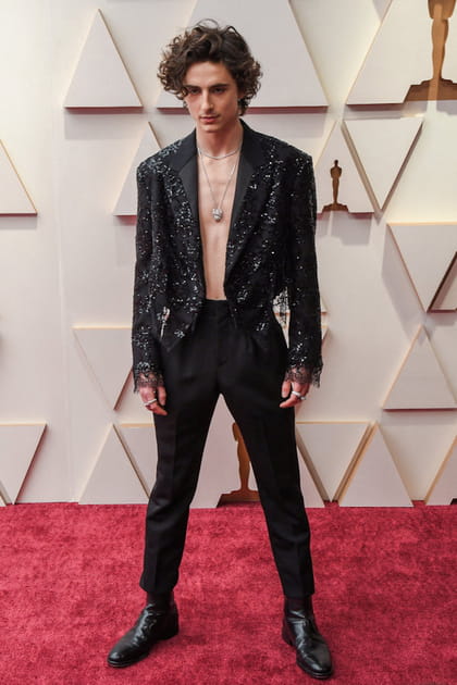 Timothée Chalamet en ensemble Louis Vuitton