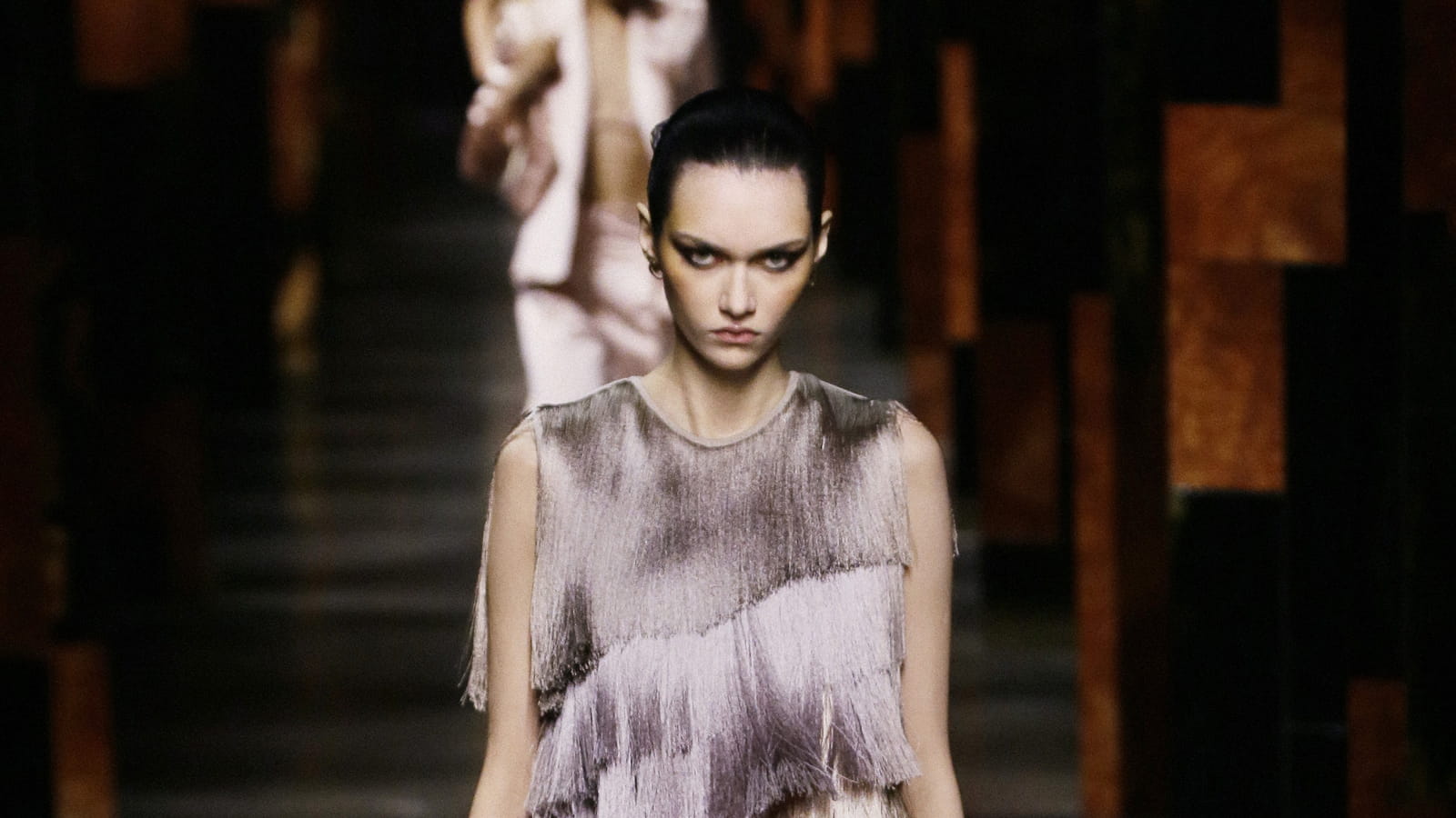 Look 25
