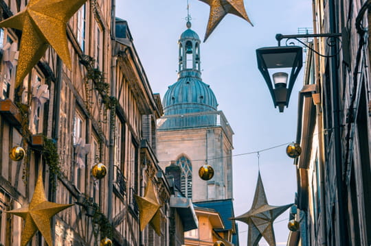 Cette ville fran&ccedil;aise est un joyau m&eacute;connu - un c&eacute;l&egrave;bre guide international vient de la couronner destination de l'ann&eacute;e