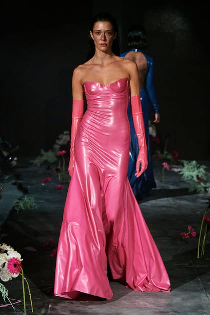 D&eacute;fil&eacute; Avellano automne-hiver 2022-2023