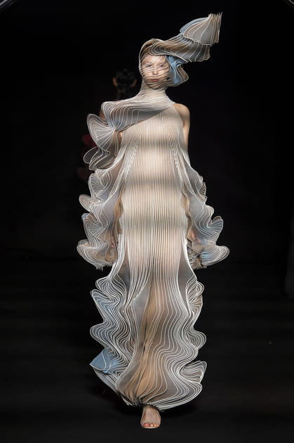 D&eacute;fil&eacute; Iris Van Herpen