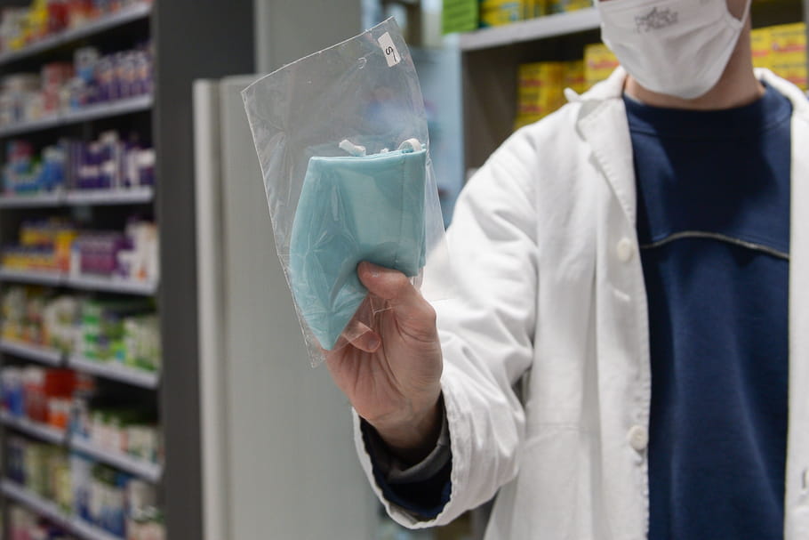 Coronavirus : situation toujours grave en France, masques, respirateurs
