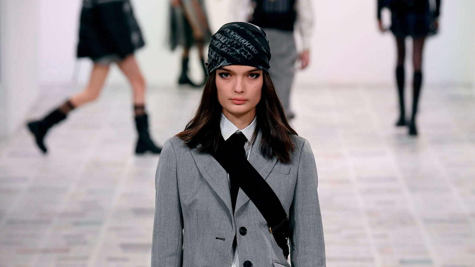 Look 69