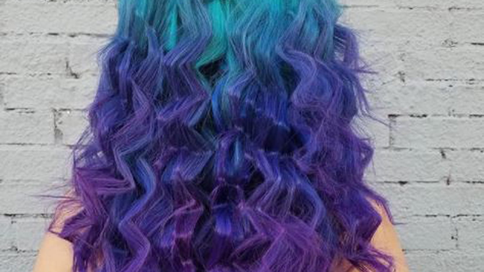 Les cheveux zig zag