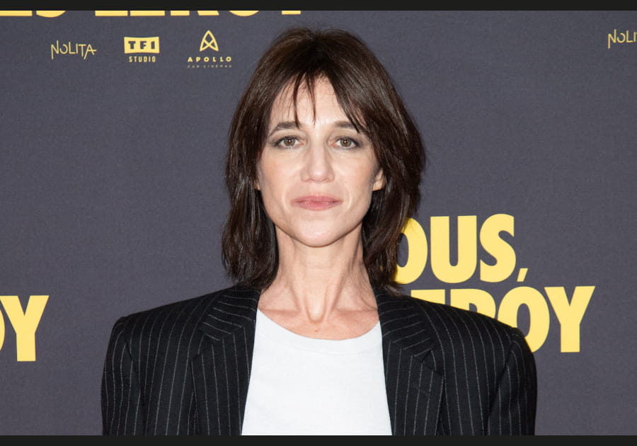 Top&nbsp;: les yeux fum&eacute;s de Charlotte Gainsbourg