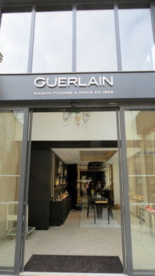 guerlain boutique