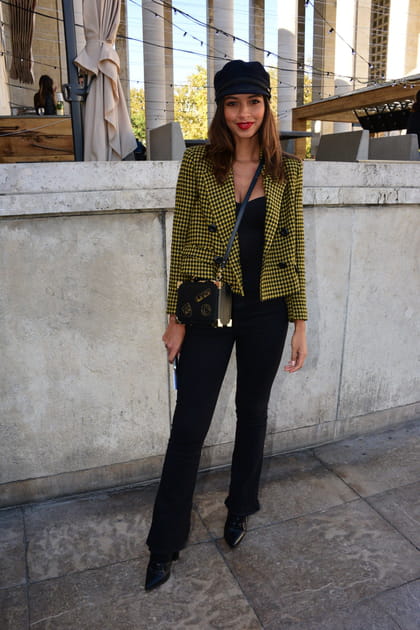 Flora Coquerel  au d&eacute;fil&eacute; Guy Laroche