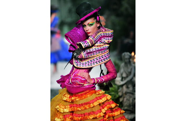 Leçon de mode contemporaine au musée des Arts Décoratifs