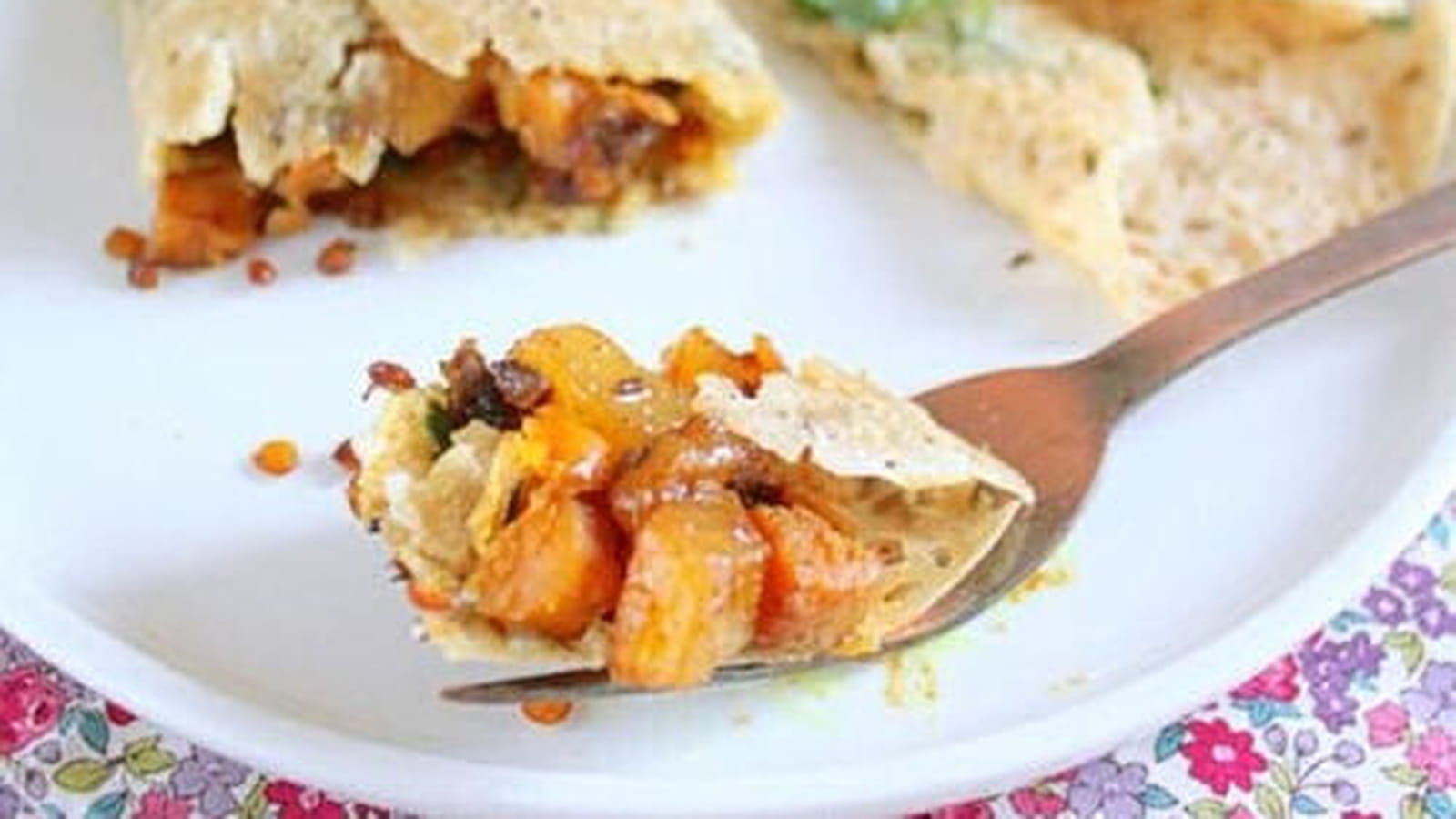 Crêpes indiennes garnies de patate douce et lentilles corail masala