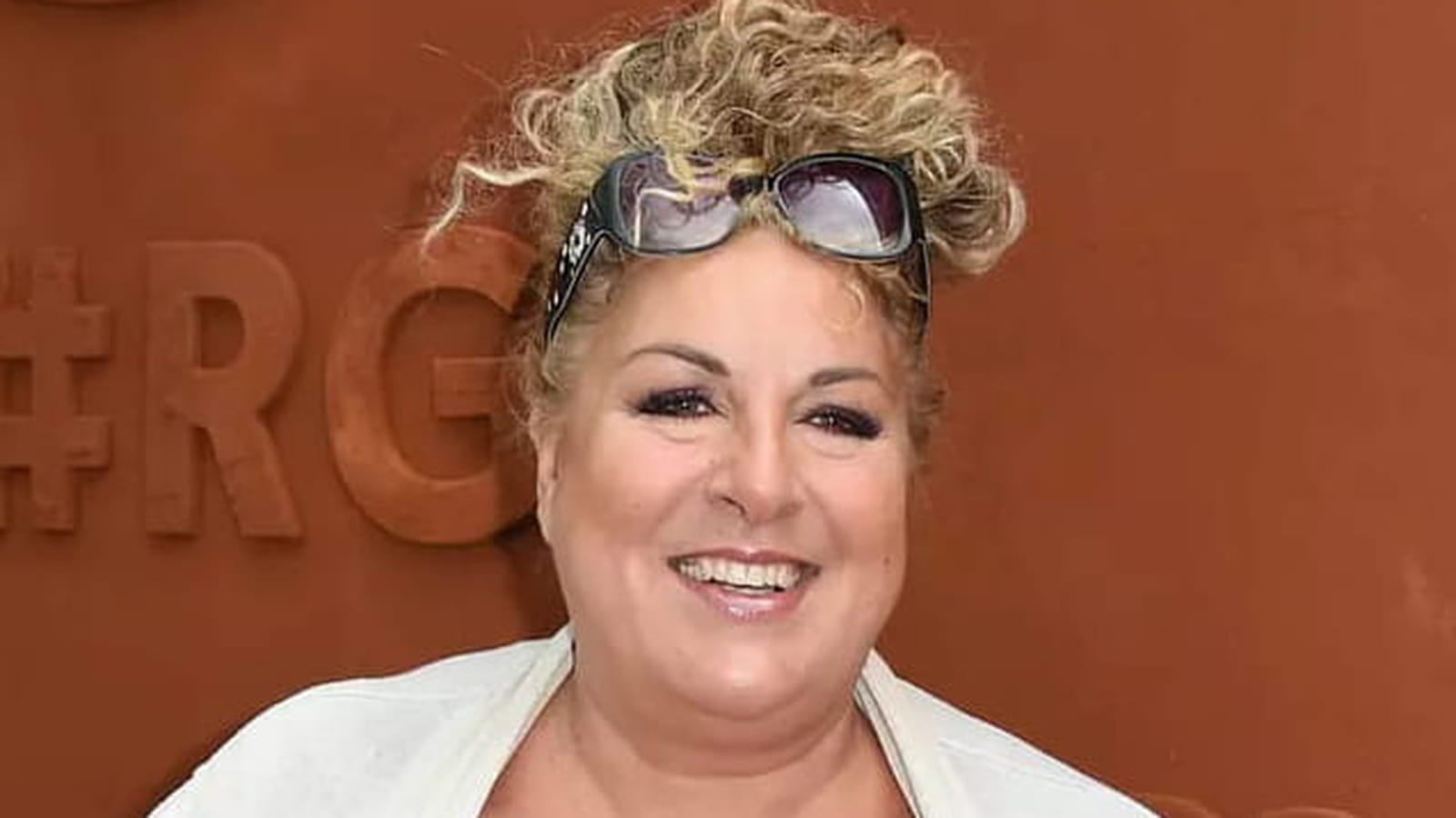 Marianne James