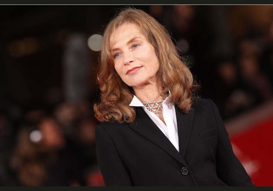Isabelle Huppert, sobre avec ses ondulations