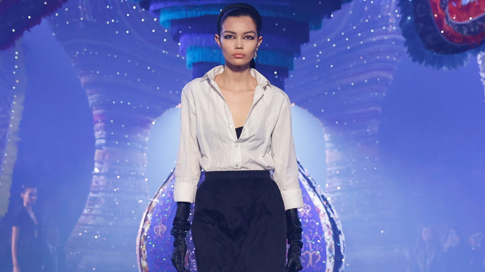Look 1
