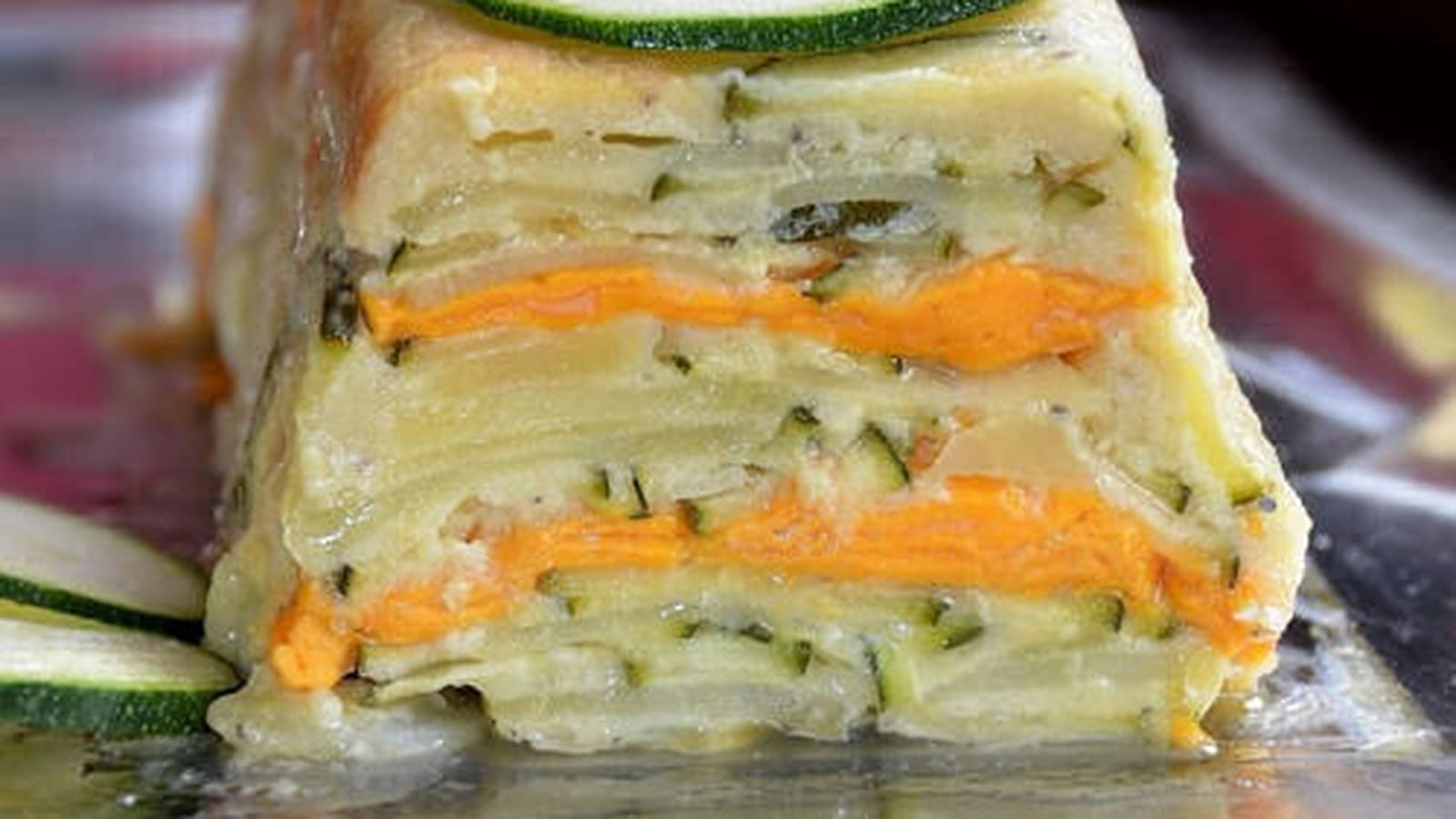 Gâteau invisible courgette, pommes de terre, mimolette