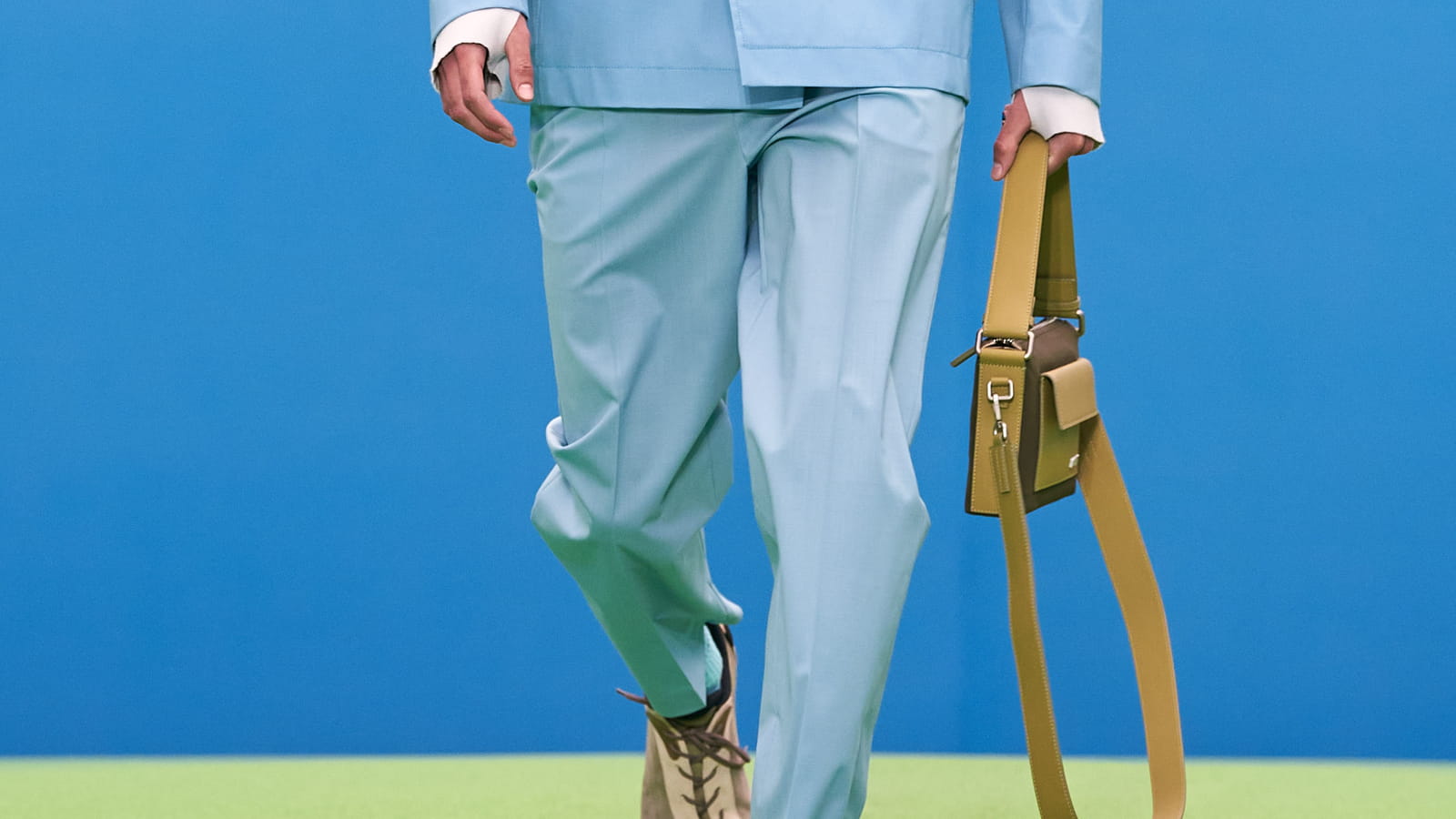 Look 38