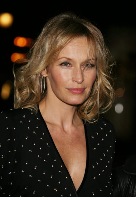 Estelle Lef&eacute;bure, jeune