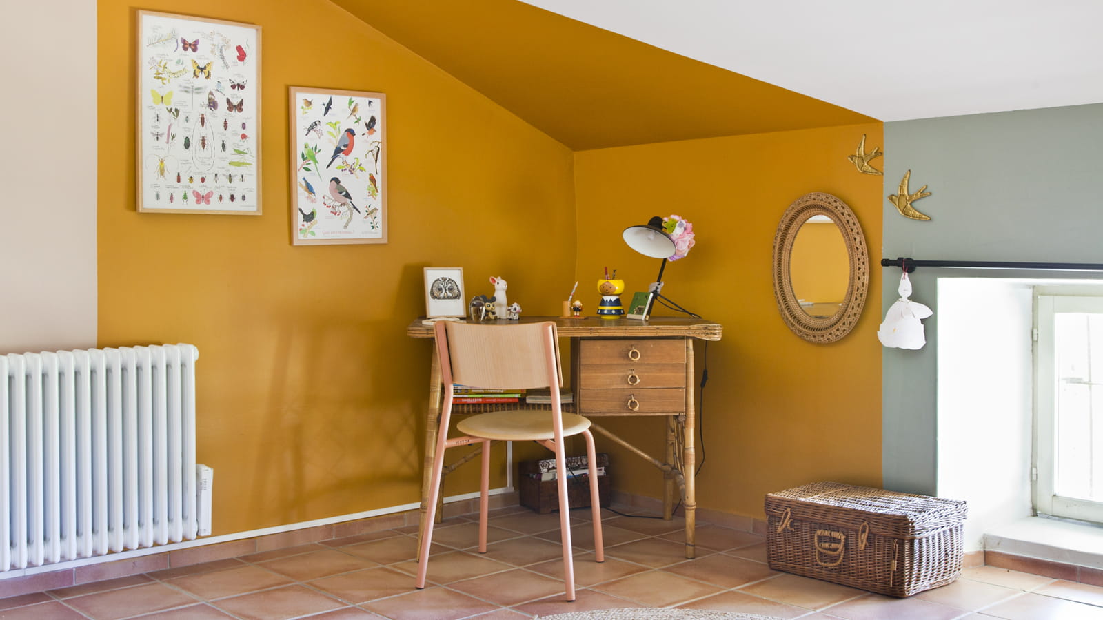 Bureau jaune 