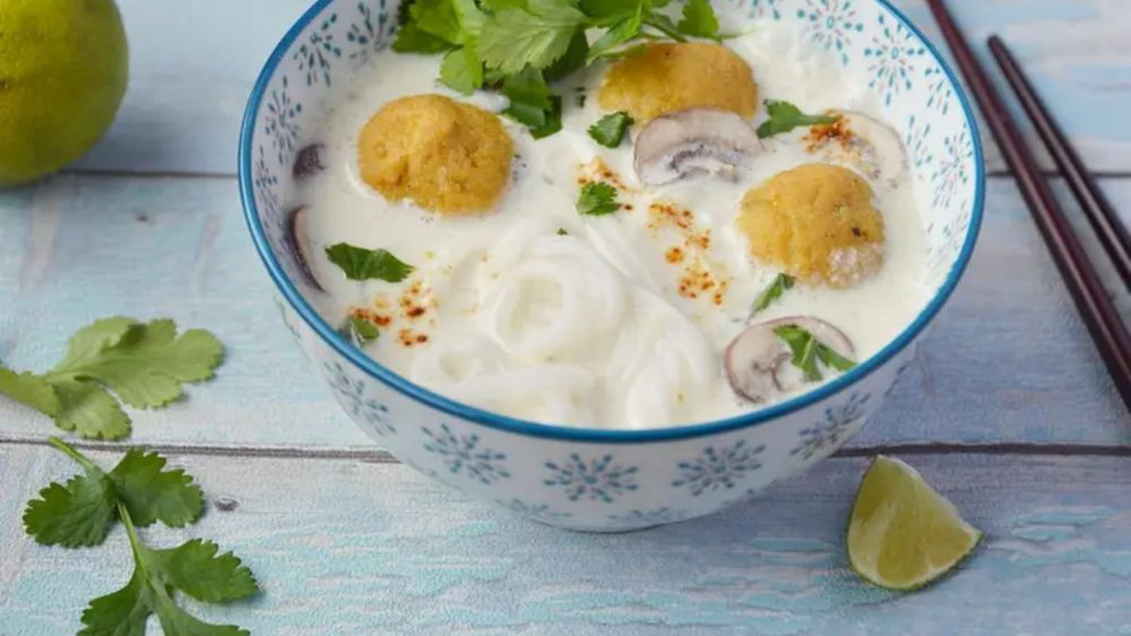 Soupe complète façon thaï