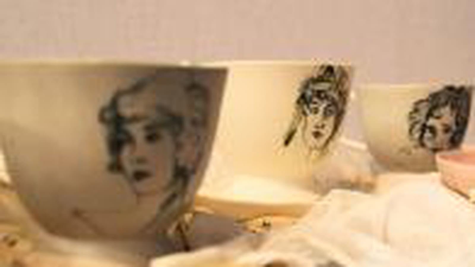Tasses féminines