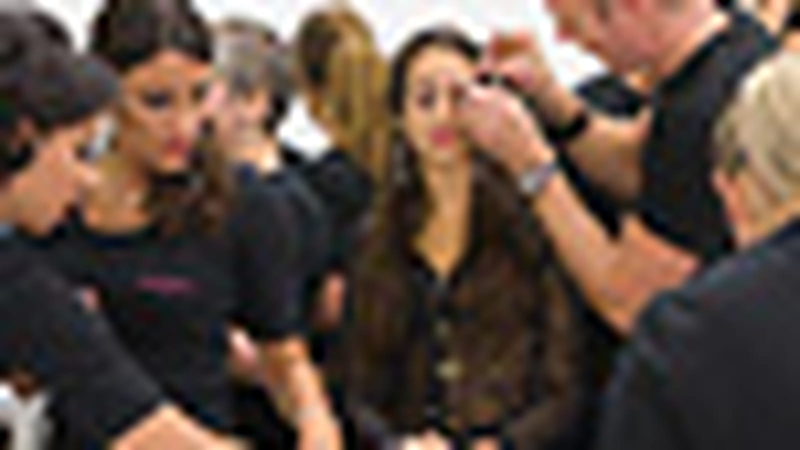 Backstage du défilé en vidéo