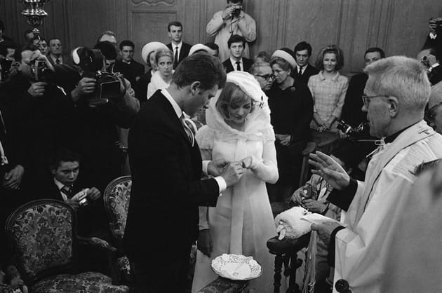 Johnny Hallyday et Sylvie Vartan lors de leur mariage, à  Loncoville en 1965