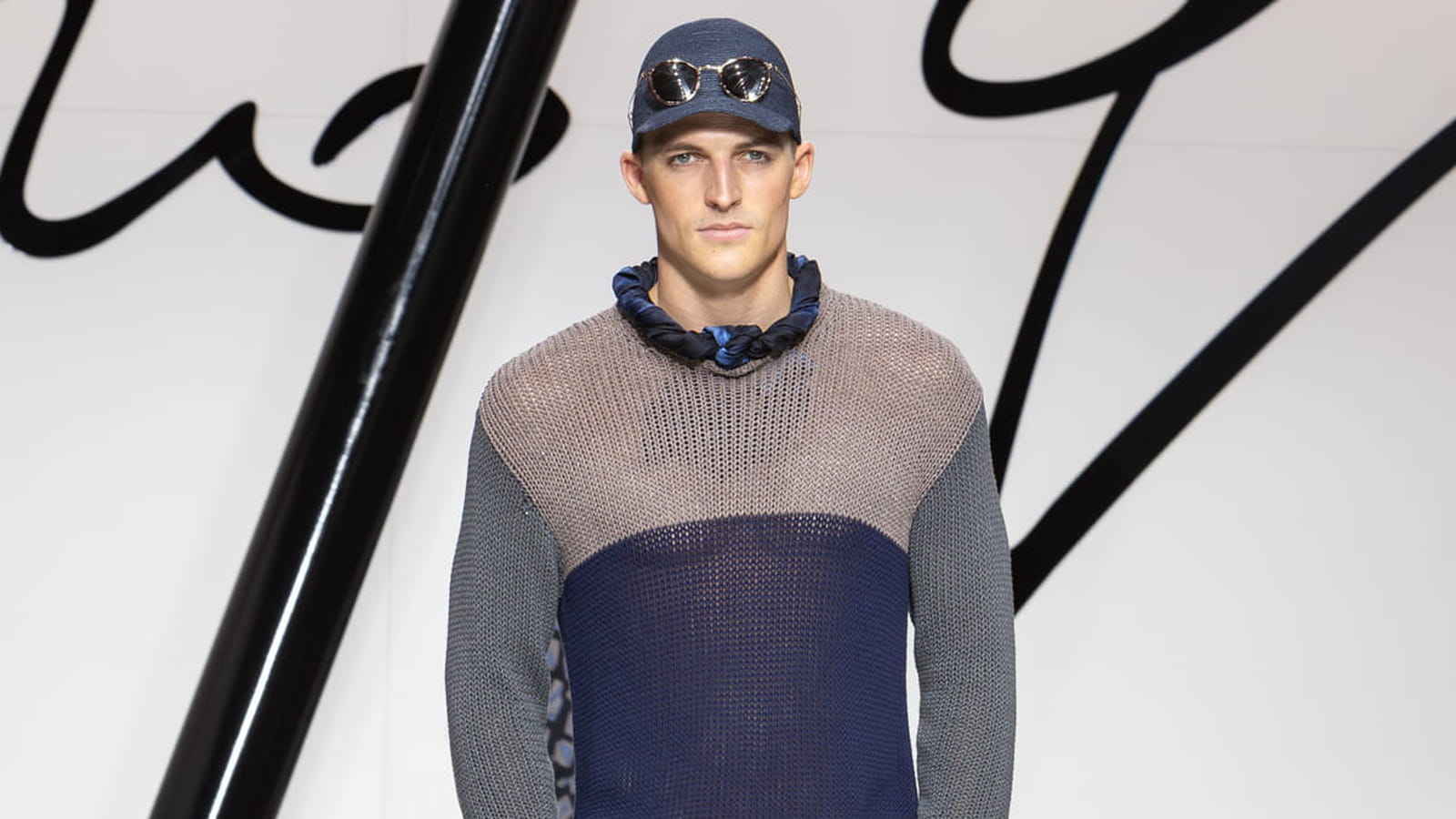 Look 37