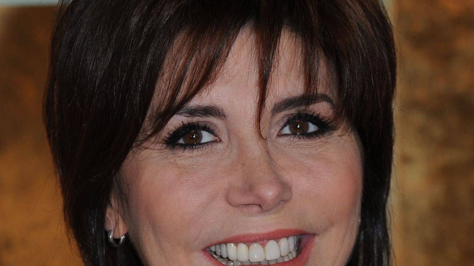 Liane Foly