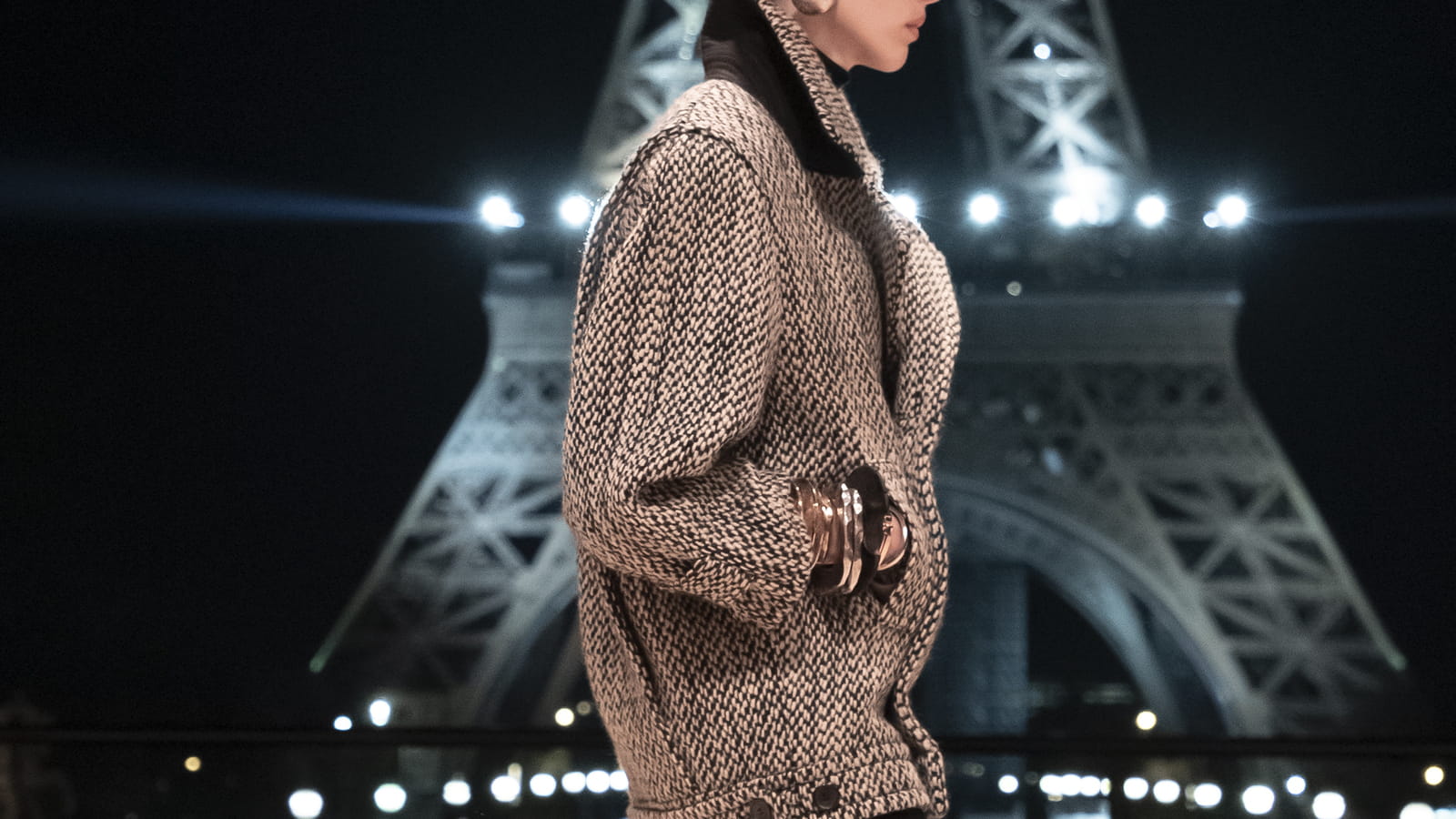 Look 30