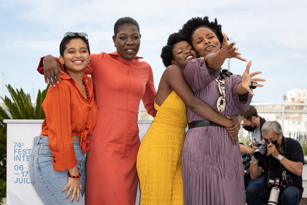 Gessica Geneus, N&eacute;h&eacute;mie Bastien, Fabiola Remy et Djanaina Fran&ccedil;ois, ensemble c'est tout