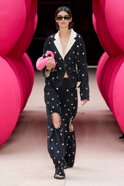 D&eacute;fil&eacute; Victoria/Tomas printemps-&eacute;t&eacute; 2022