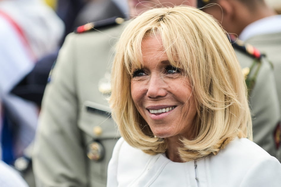 Flop&nbsp;: Brigitte Macron et son maquillage trop discret