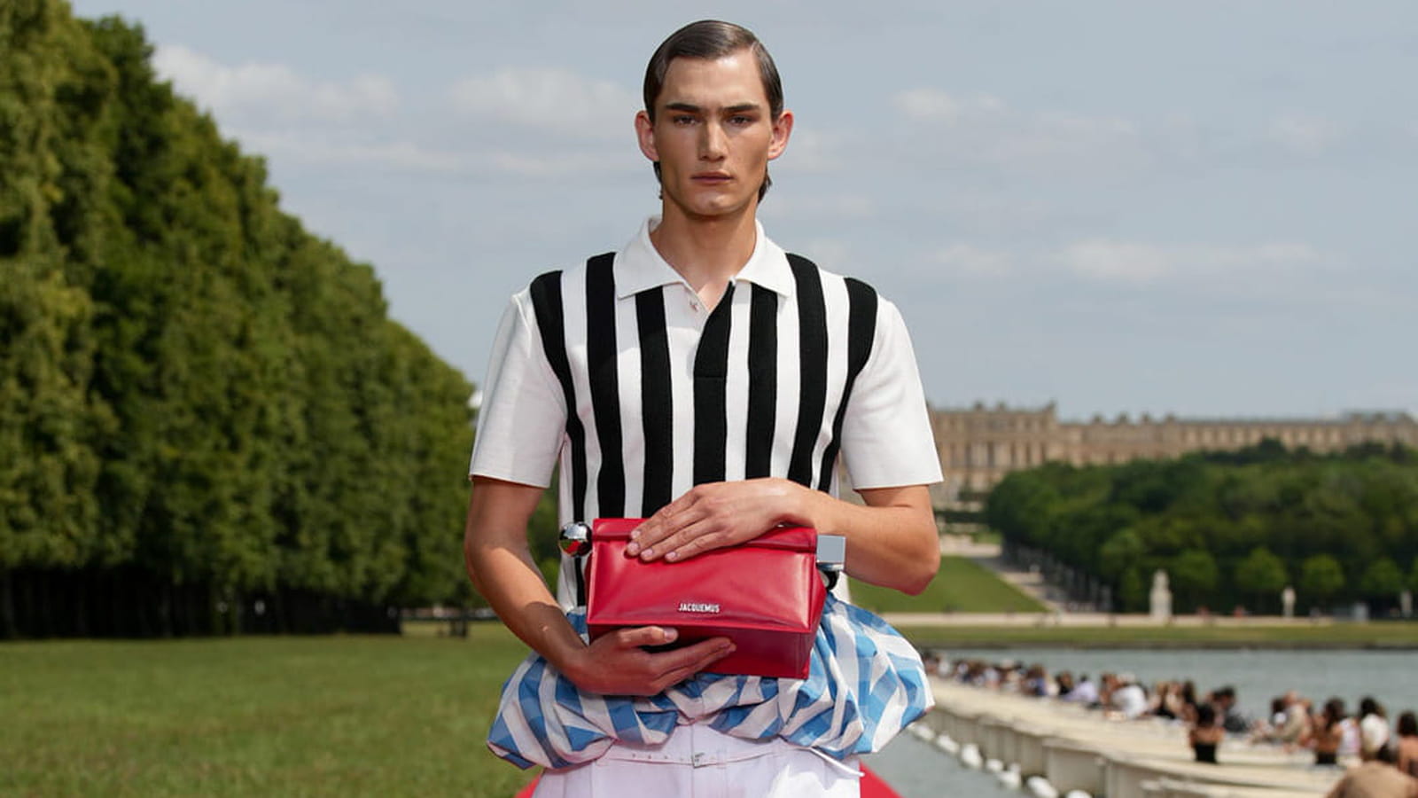 Look 16