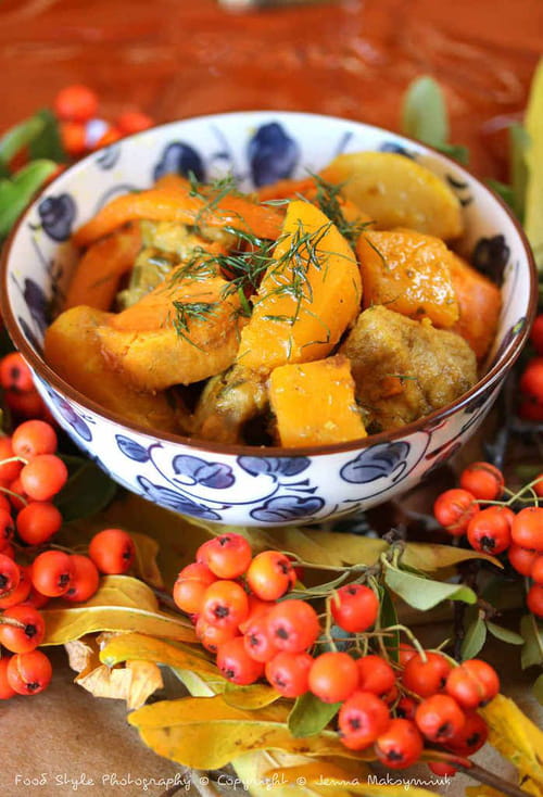 Colombo de porc aux légumes d'automne en cocotte