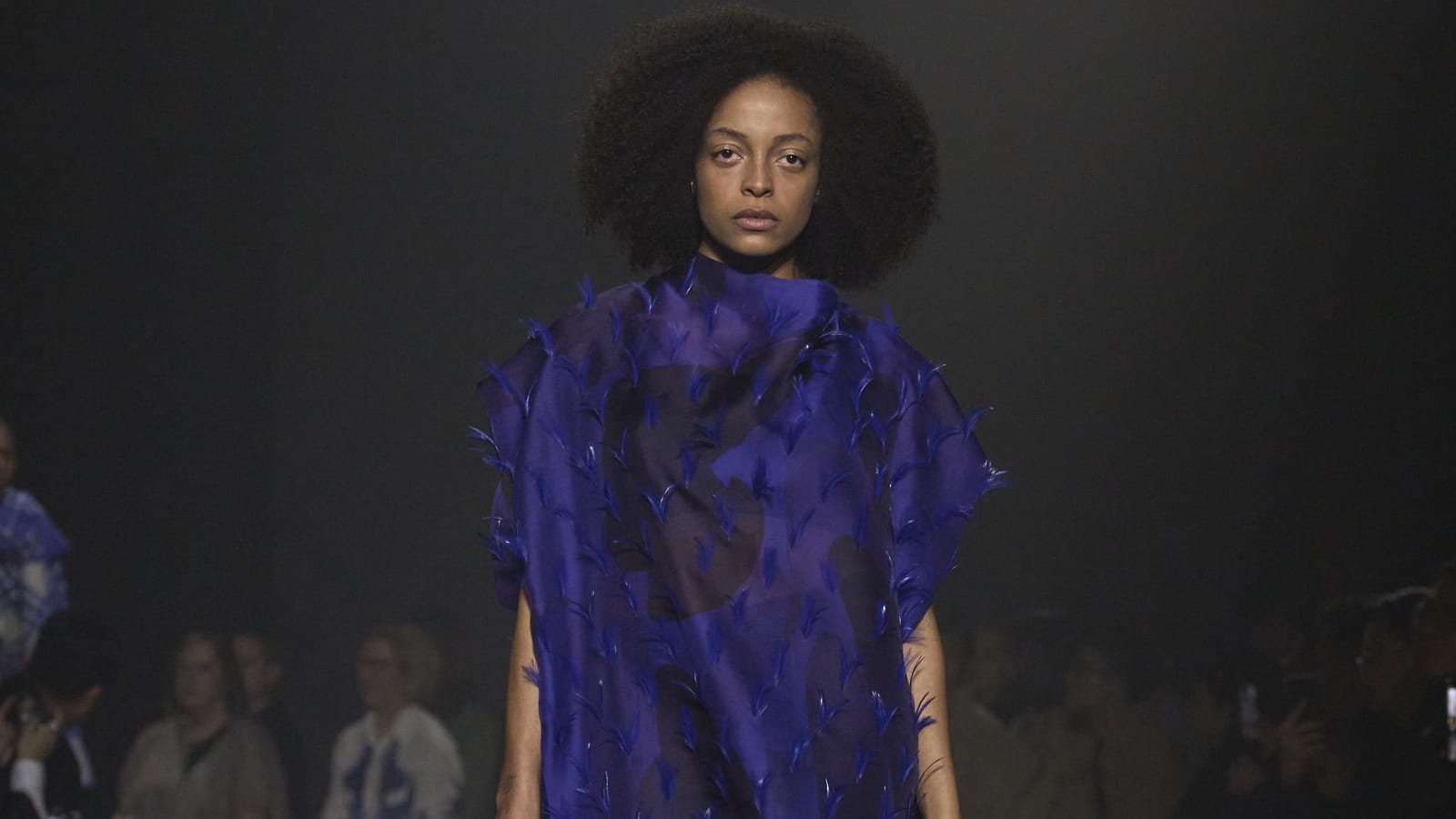 Look 25