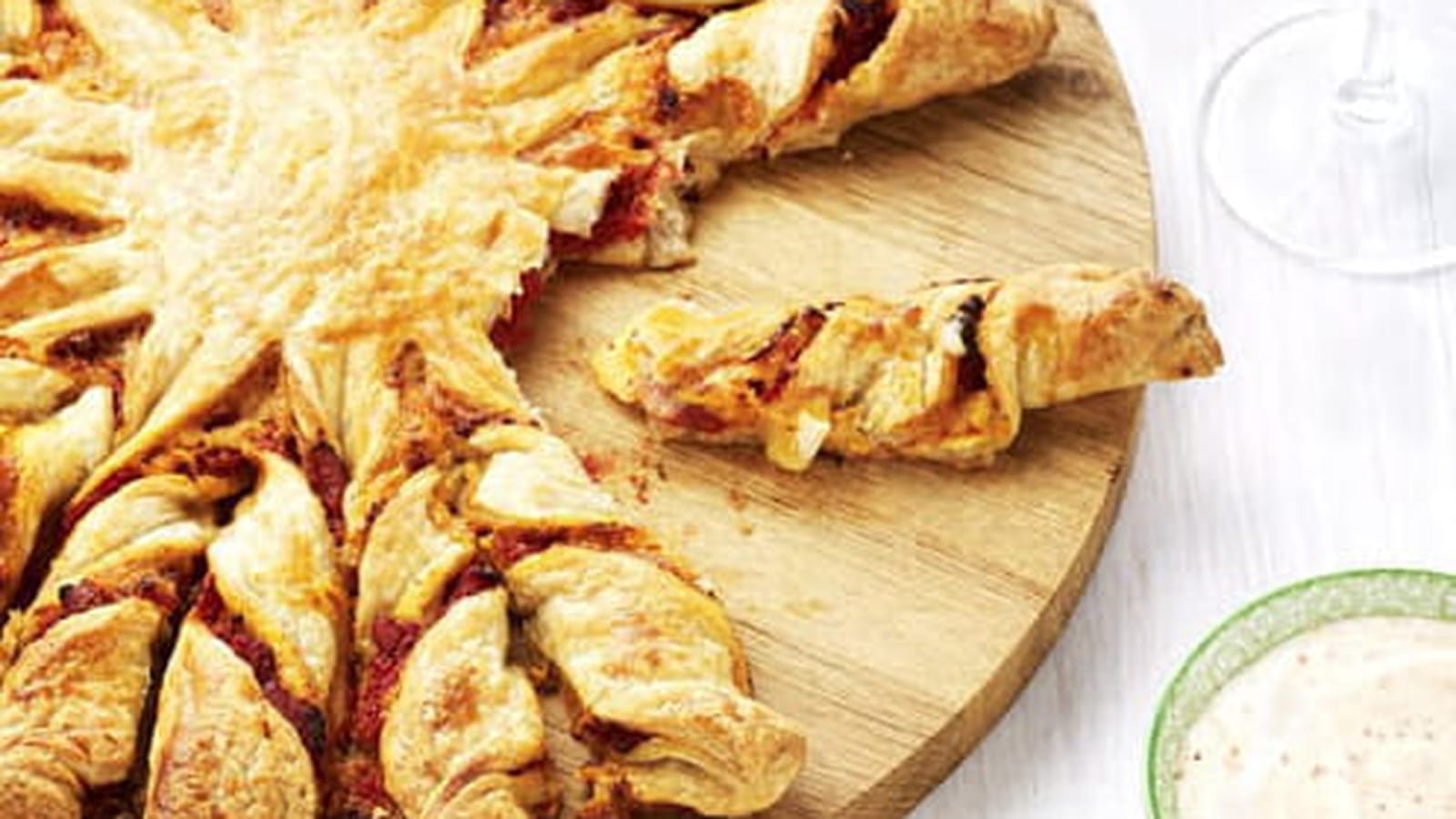 Tarte soleil au Pavé d’Affinois poivron et piment