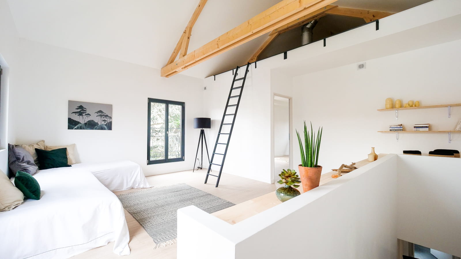 Rangement sous combles 