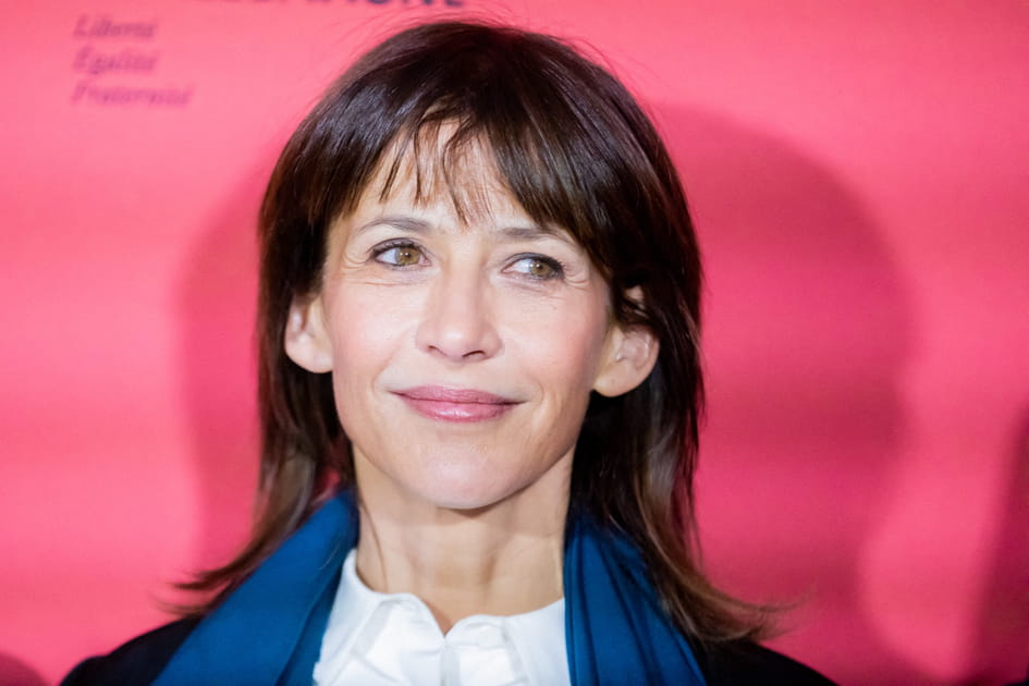 Les l&egrave;vres ros&eacute;es de Sophie Marceau