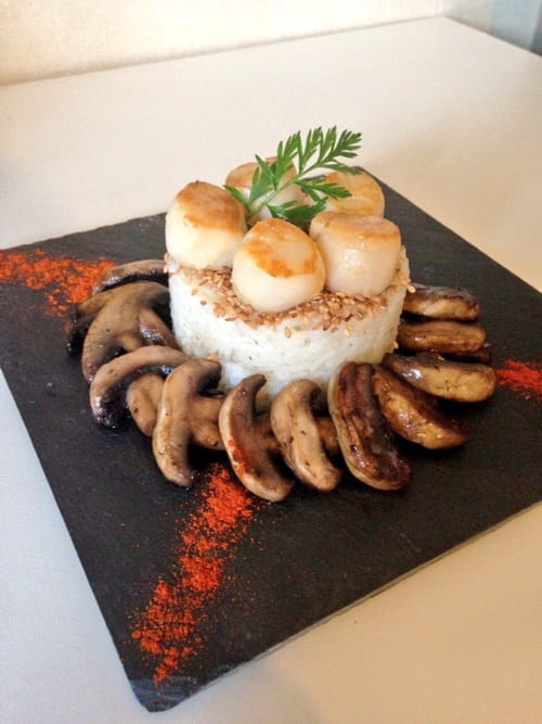 Saint-Jacques poêlées, champignons frais et riz basmati