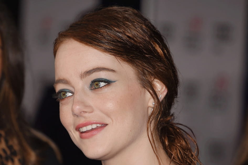 Le liner bleu canard d'Emma Stone