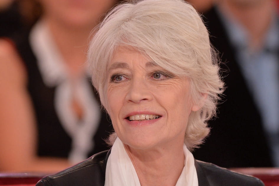 Fran&ccedil;oise Hardy, fra&icirc;che avec sa coupe courte