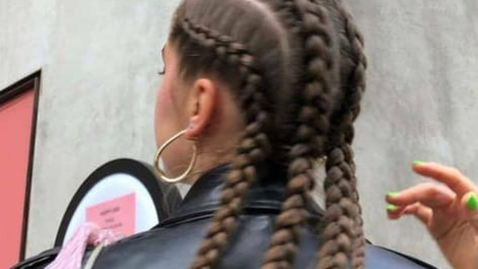 Tresses collées