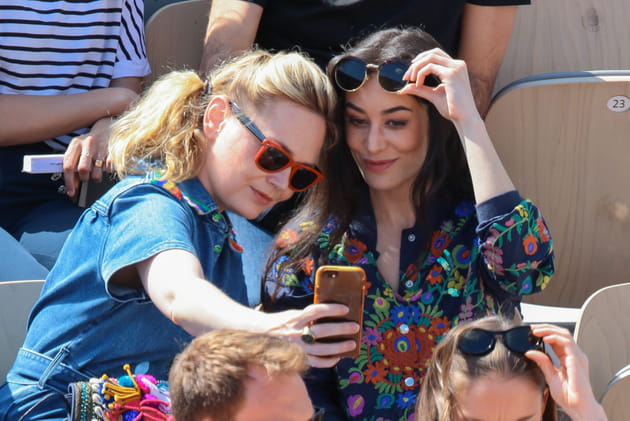 Julie Judd et Fanny Valette : pause selfie !