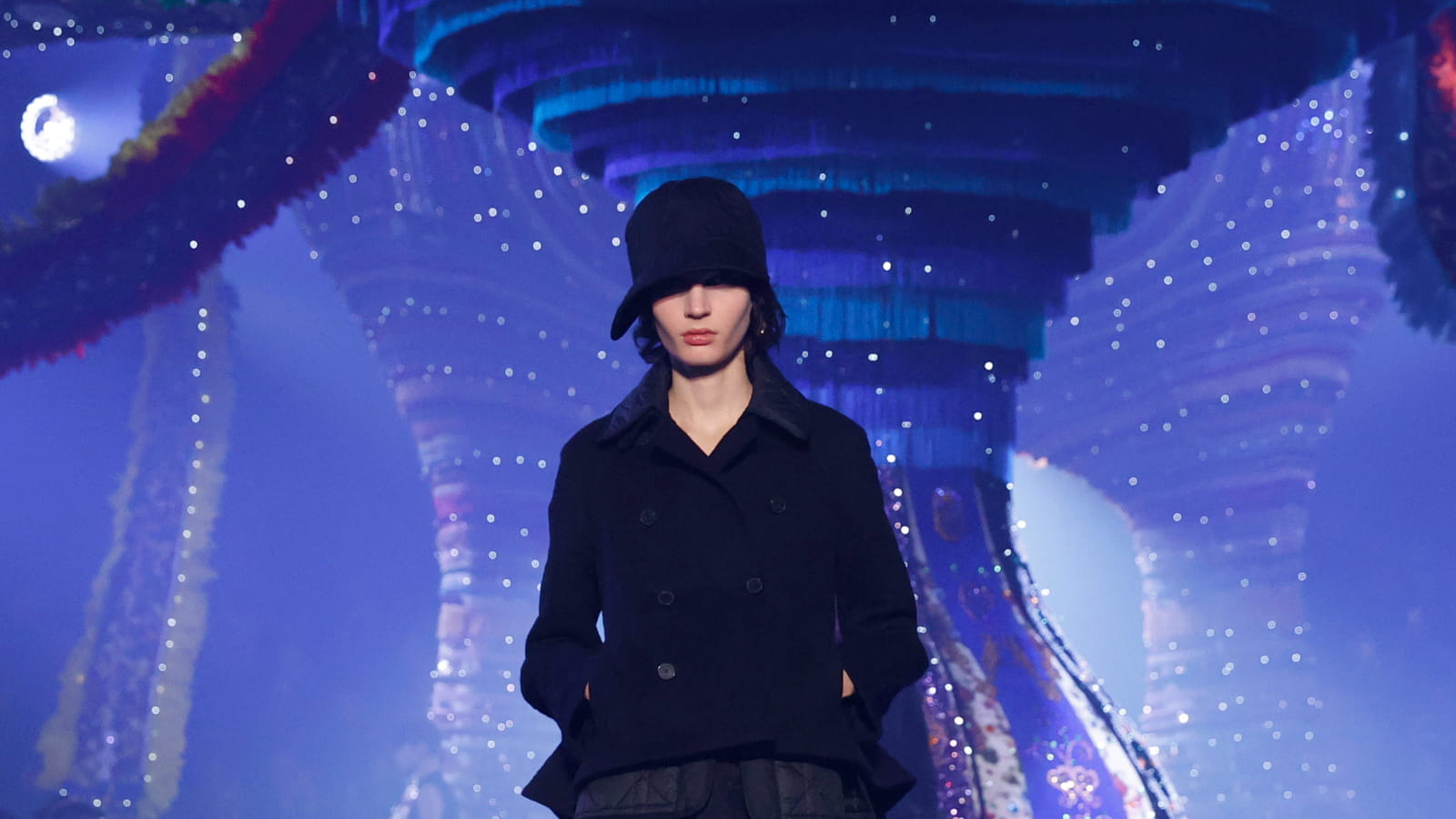 Look 15